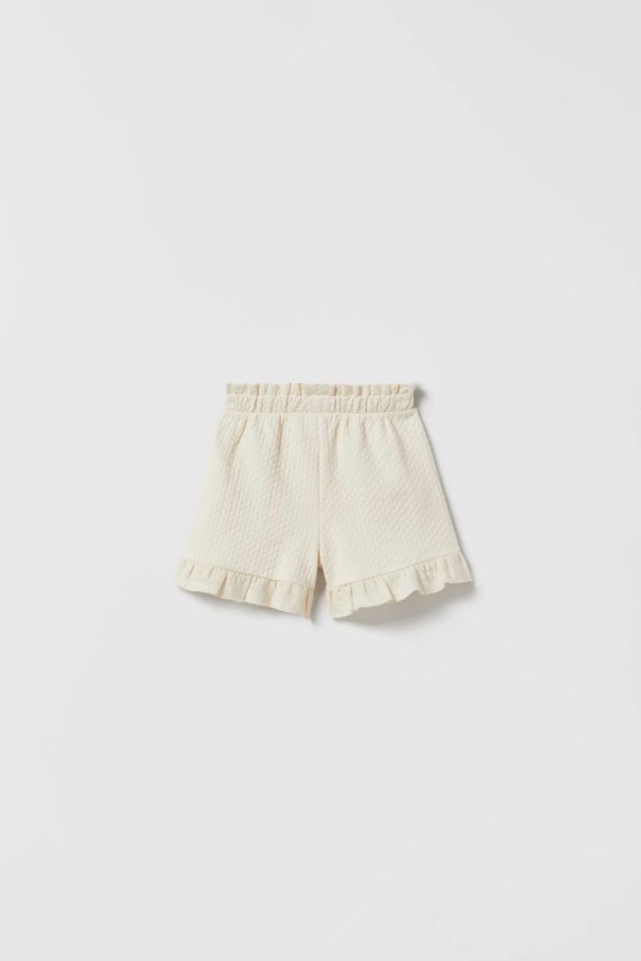 Online * Zara Ruffled Textured Shorts Ecru