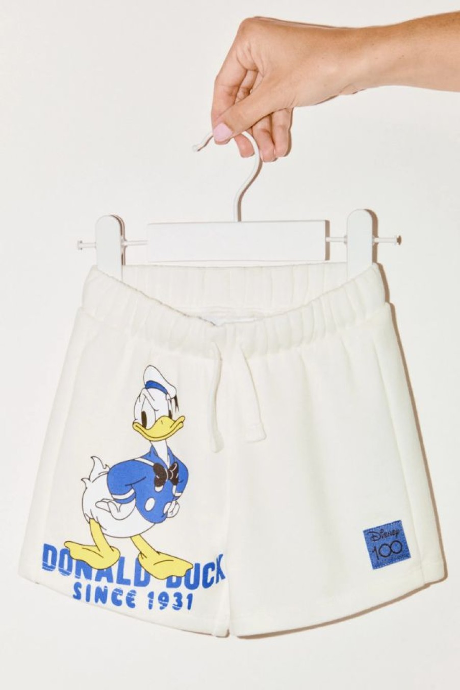 Online * Zara Donald Duck Disney Shorts White