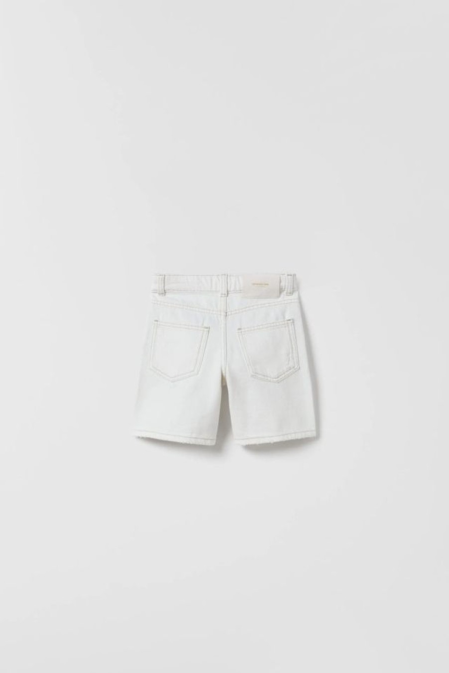 Online * Zara Ripped Denim Shorts