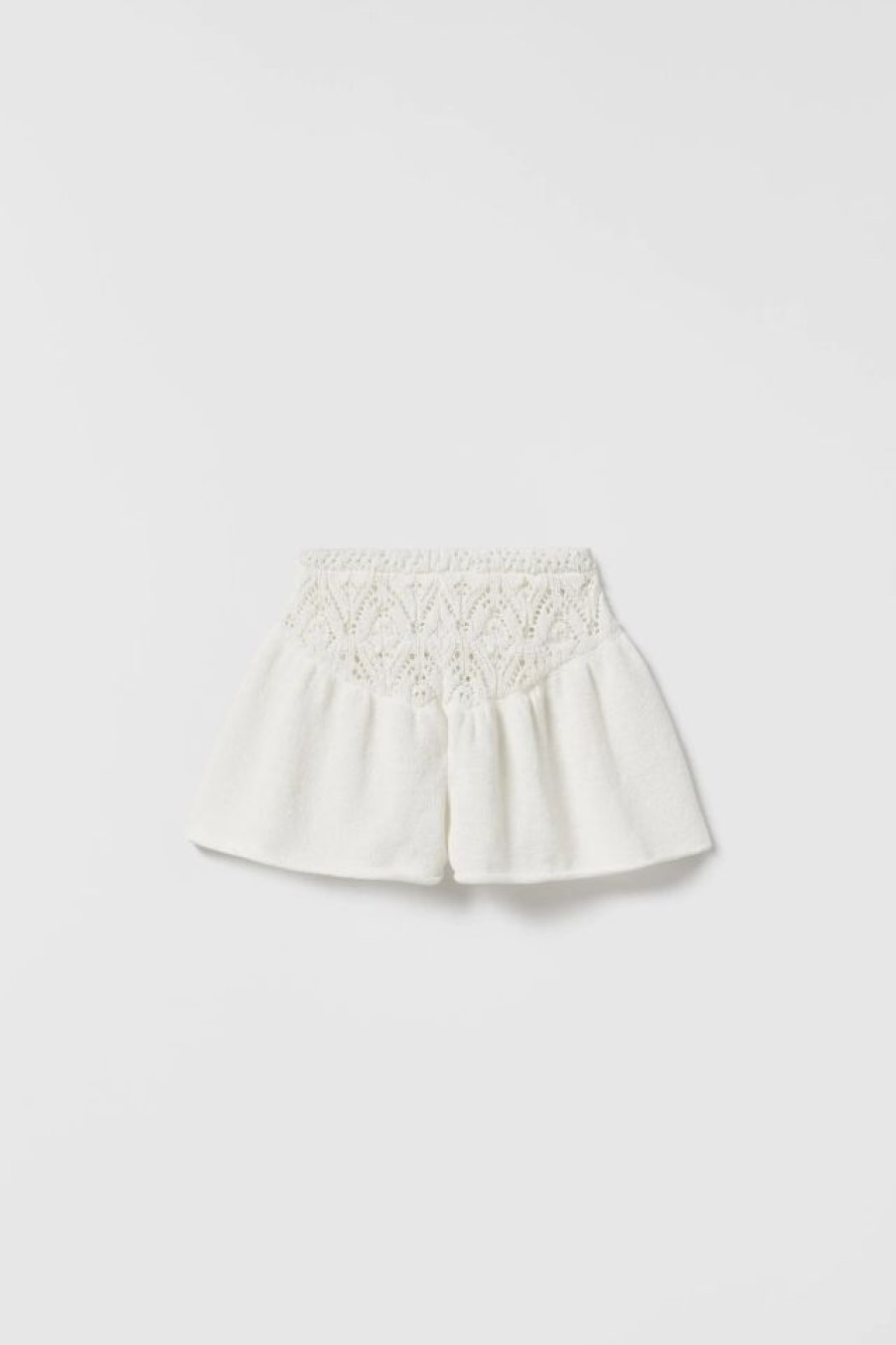 Best * Zara Full Cut Pointelle Yoke Knit Shorts