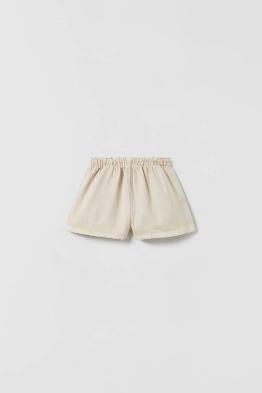 Clearance * Zara Pleated Denim Shorts