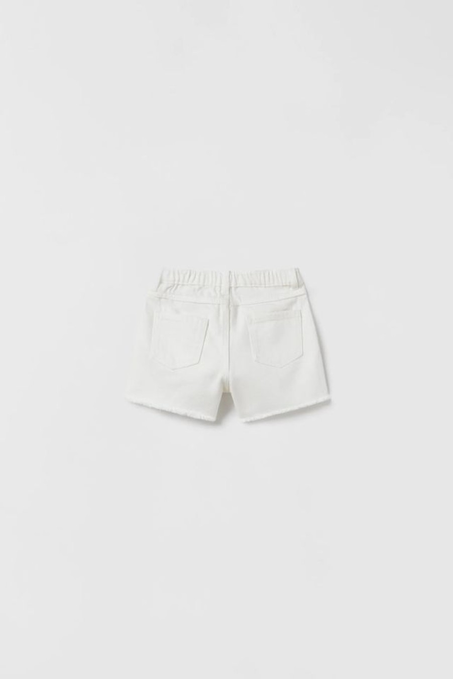 Online * Zara Frayed Denim Shorts Ecru